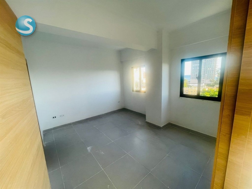 Apartamento en Venta Cerca de Zona Universitaria en República Dominicana