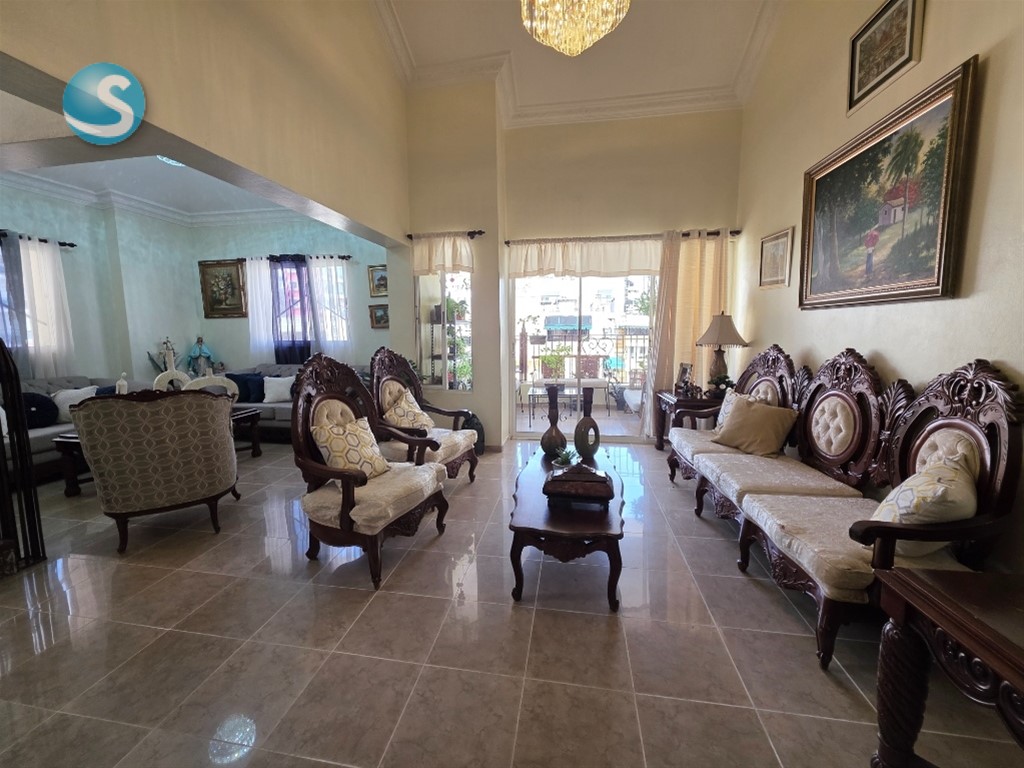 Penthouse en venta en Urbanización Real, 265 m², 2 niveles en República Dominicana