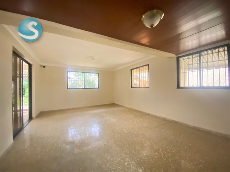 Casa en venta en Los Restauradores en República Dominicana