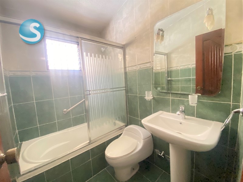 Casa en venta en Los Restauradores en República Dominicana