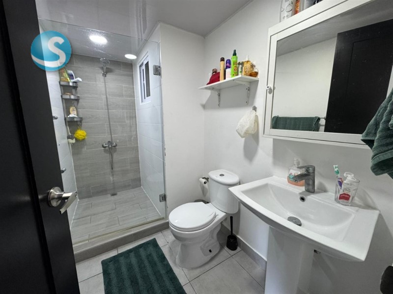 Apartamento de 2 Habitaciones en Av. Cayetano Germosén en República Dominicana