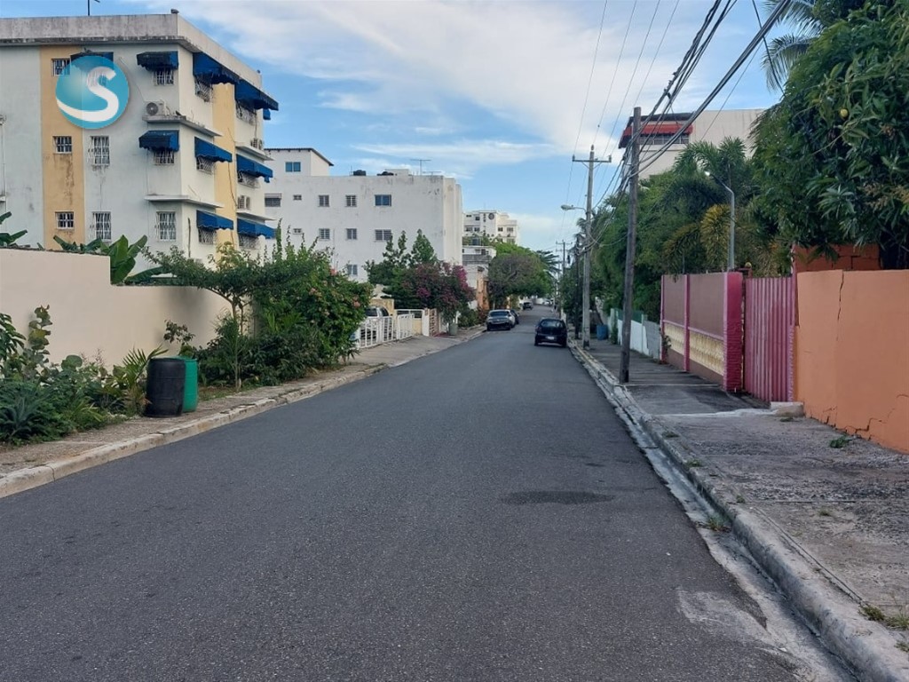 Solar en venta ubicado en Costa Azul en República Dominicana