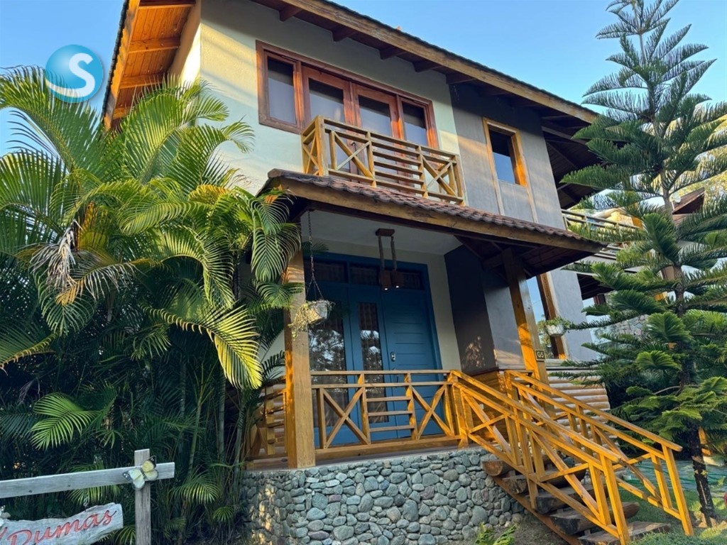 Villa en venta en Jarabacoa con terreno de 333 m²