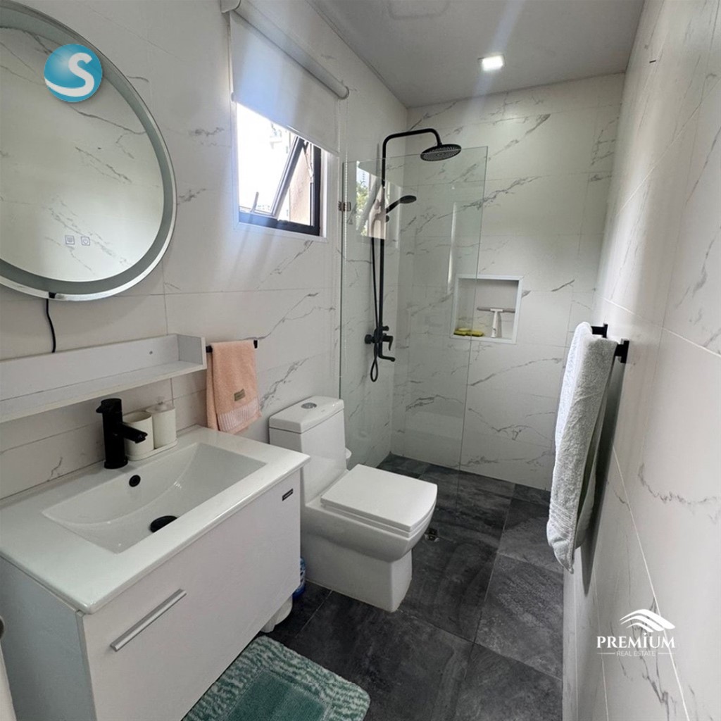Apartamento en venta en Serrallés, 110 m² con terraza en República Dominicana