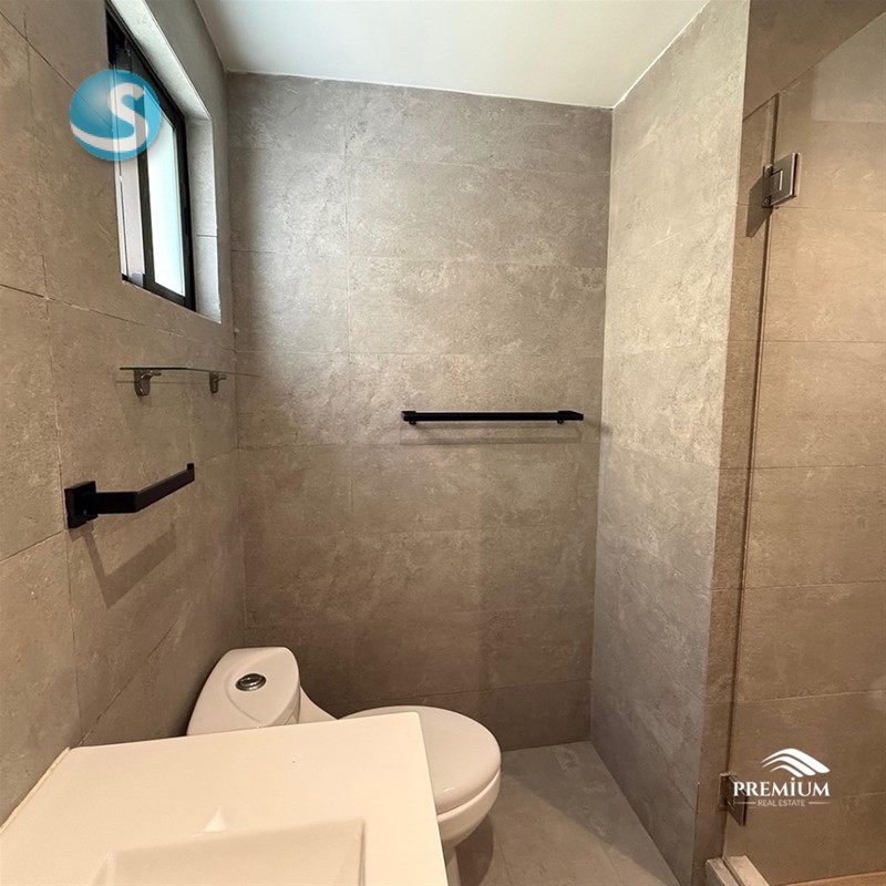Apartamento en venta en Evaristo Morales, 132.5 m² en República Dominicana