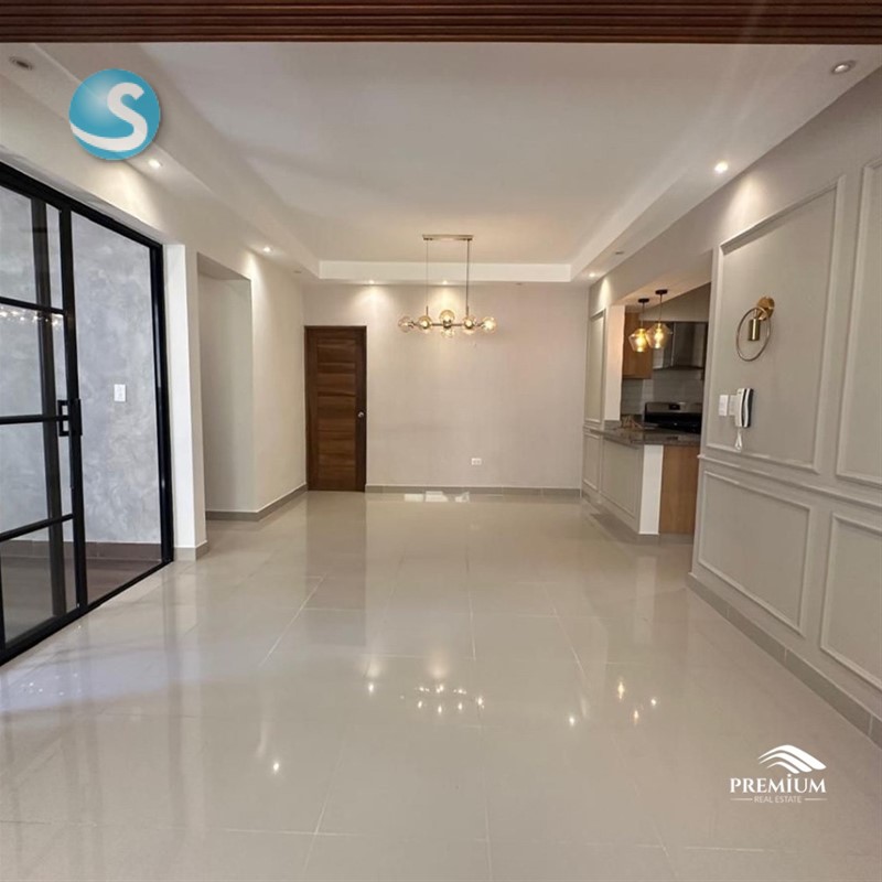 Apartamento en venta en Evaristo Morales, 132.5 m² en República Dominicana