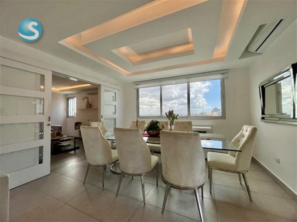 Apartamento dúplex en venta en Serrallés en República Dominicana