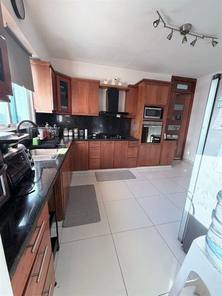 Penthouse Amplio en Venta con Terraza en Renacimiento en República Dominicana