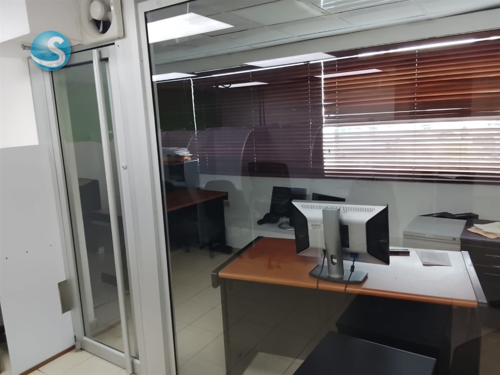 Edificio Corporativo en Venta y Alquiler en El Vergel en República Dominicana