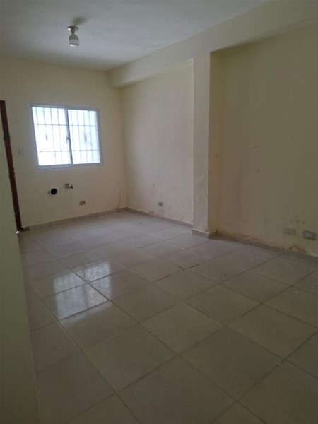 Casa en venta en residencial, Autopista San Isidro en República Dominicana