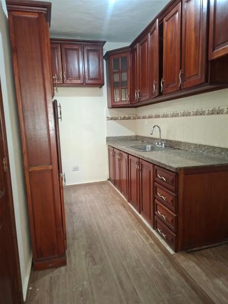 Casa en venta en residencial, Autopista San Isidro en República Dominicana