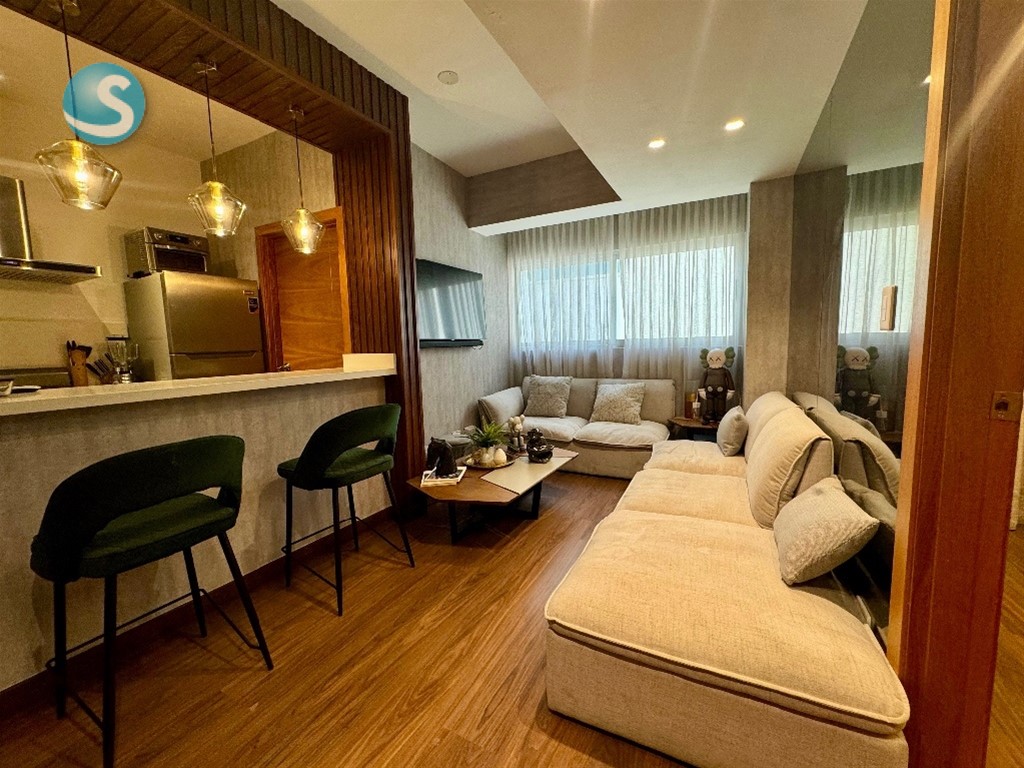 Apartamento moderno en venta con vista en La Julia