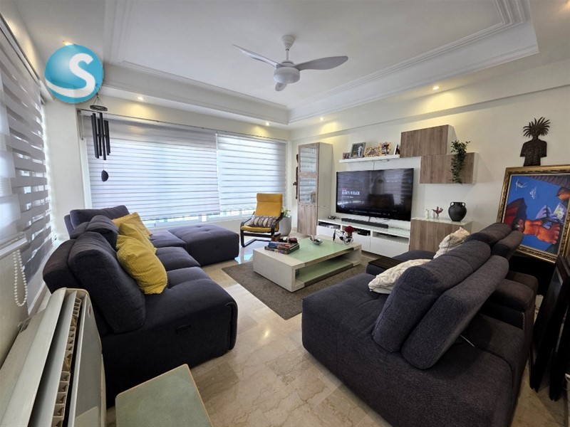 Apartamento espacioso en venta en Bella Vista Sur en República Dominicana