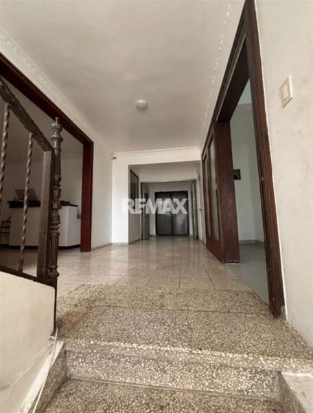 Edificio Comercial de Tres Niveles en Miramar en República Dominicana