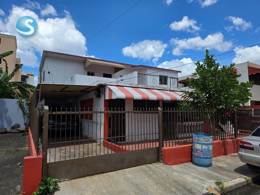 Casa comercial en venta en Miraflores, Santo Domingo