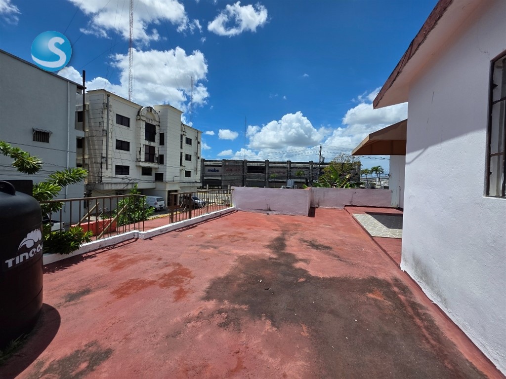 Casa comercial en venta en Miraflores, Santo Domingo en República Dominicana