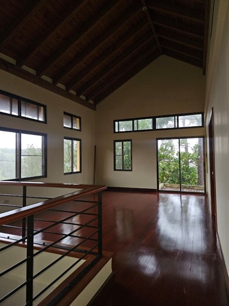 Villa Amplia en Venta en Jarabacoa con Jardines Naturales en República Dominicana
