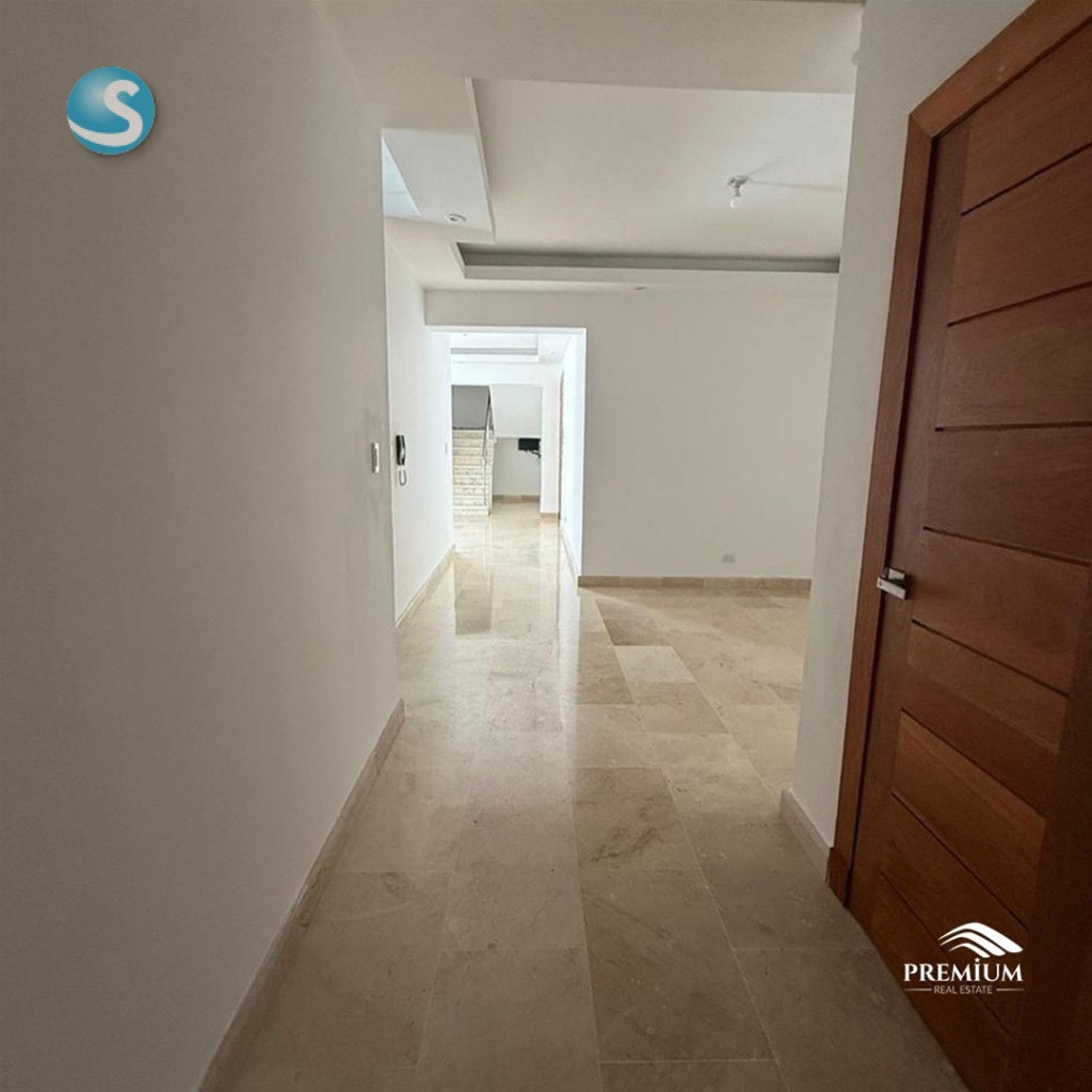 Penthouse en Venta en Los Cacicazgos, 290 m², 2 Estacionamientos en República Dominicana