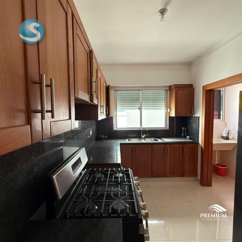 Penthouse en Venta en Los Cacicazgos, 290 m², 2 Estacionamientos en República Dominicana