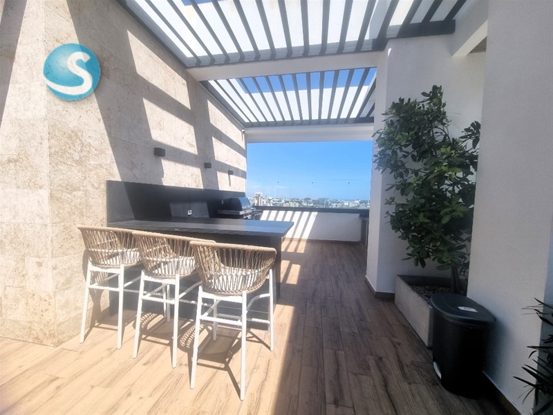 Apartamento en Venta en Ensanche Naco con Paneles Solares en República Dominicana