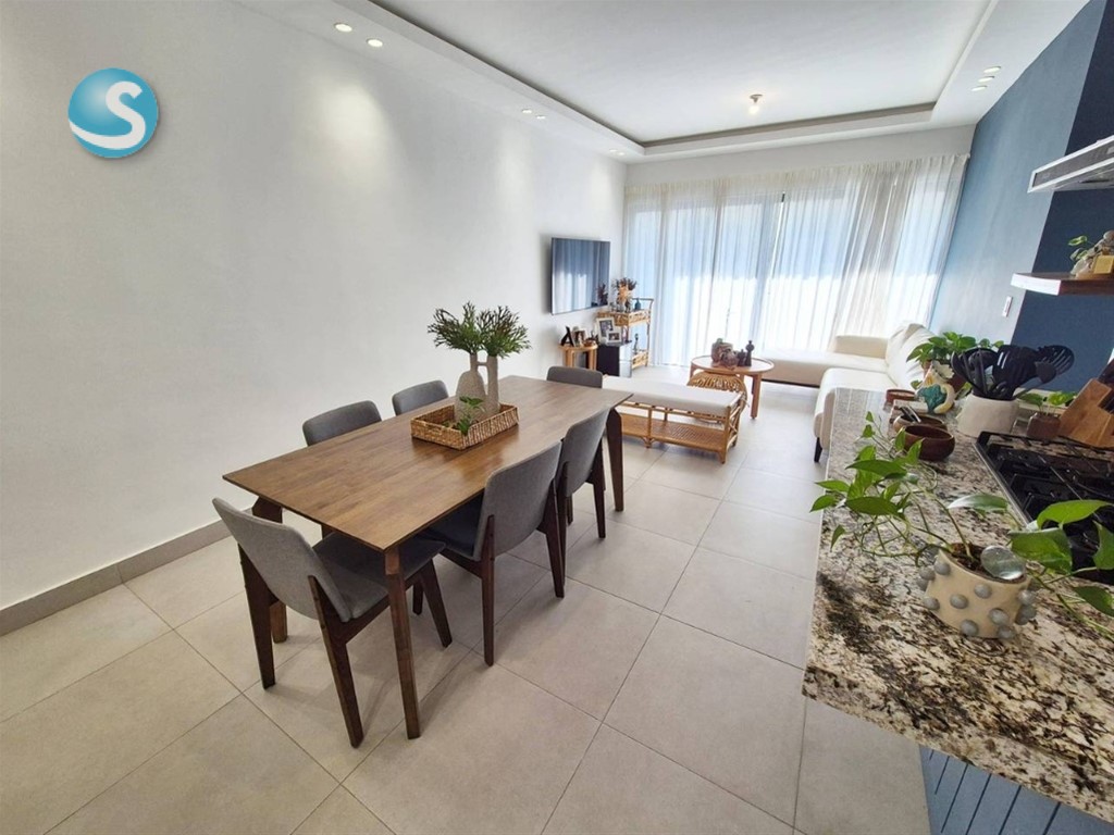 Apartamento en venta en zona residencial Evaristo Morales en República Dominicana