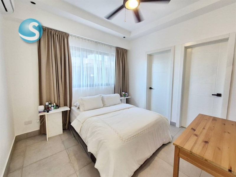 Apartamento en venta en zona residencial Evaristo Morales en República Dominicana
