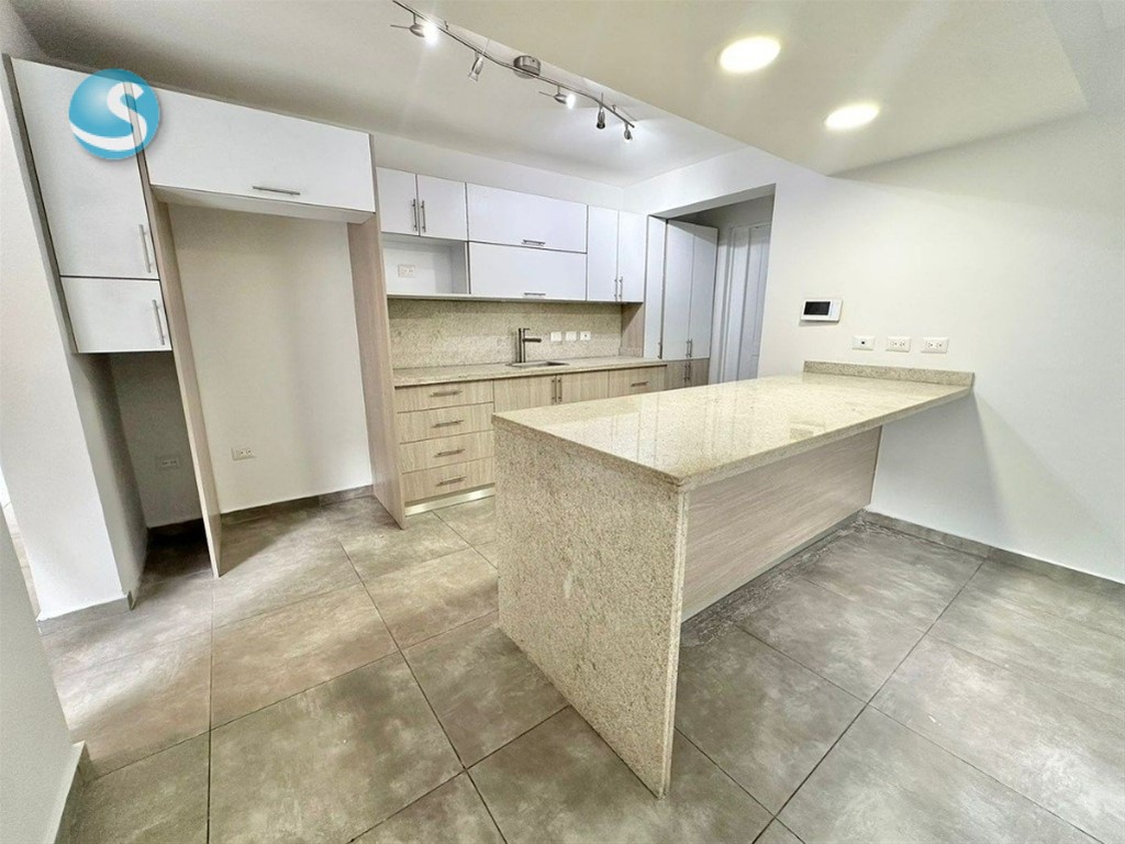 Casa en venta en zona exclusiva de Arroyo Hondo Viejo en República Dominicana
