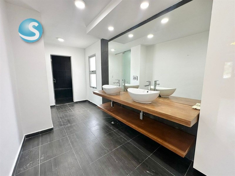 Casa en venta en zona exclusiva de Arroyo Hondo Viejo en República Dominicana