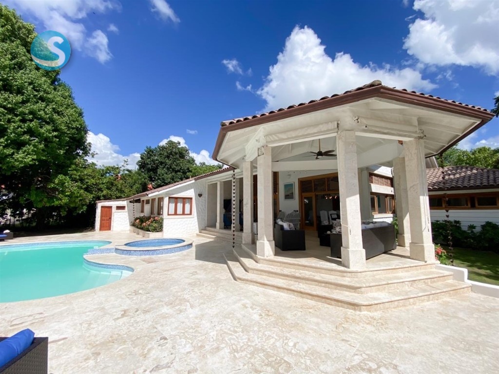 Villa exclusiva en Casa de Campo, solar de más de 2,000 m² en República Dominicana