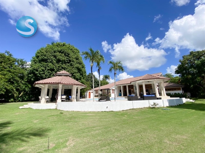 Villa exclusiva en Casa de Campo, solar de más de 2,000 m² en República Dominicana