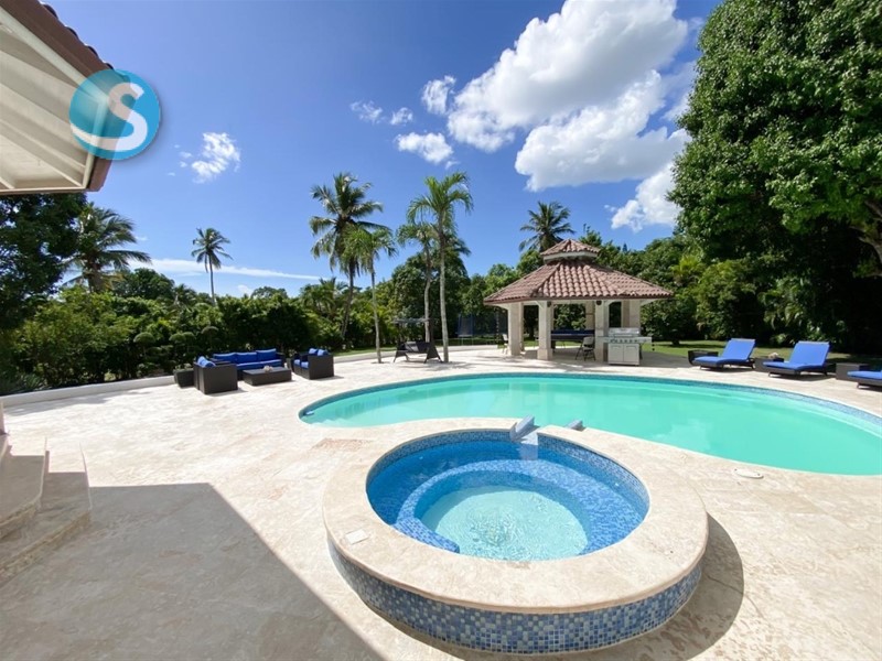 Villa exclusiva en Casa de Campo, solar de más de 2,000 m² en República Dominicana
