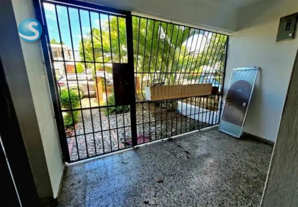 Casa en venta con solar de 336 m² en El Millón en República Dominicana
