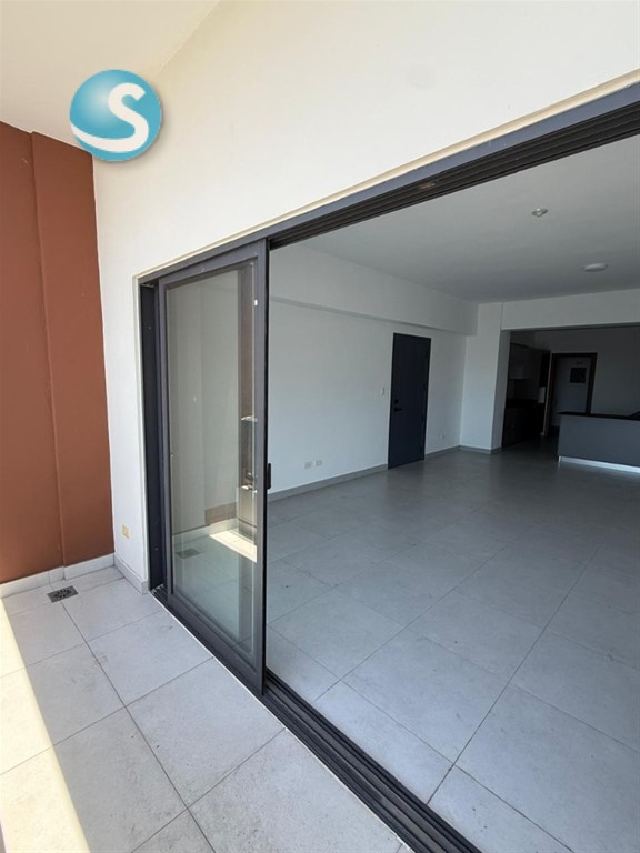 Apartamento en Venta en Piso Alto con Vista al Mar, Naco en República Dominicana
