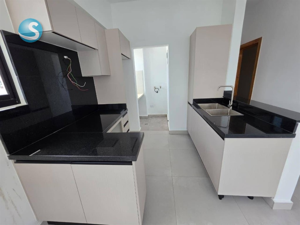 Apartamento moderno en venta en Evaristo Morales en República Dominicana