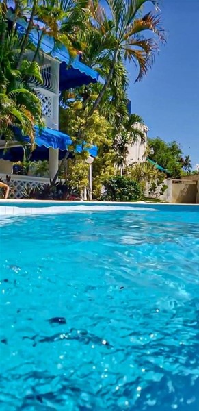 Apartamento cómodo en venta cerca de la playa en Juan Dolio en República Dominicana