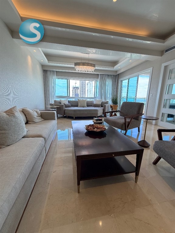 Apartamento de Lujo en Los Cacicazgos con Vista al Mar
