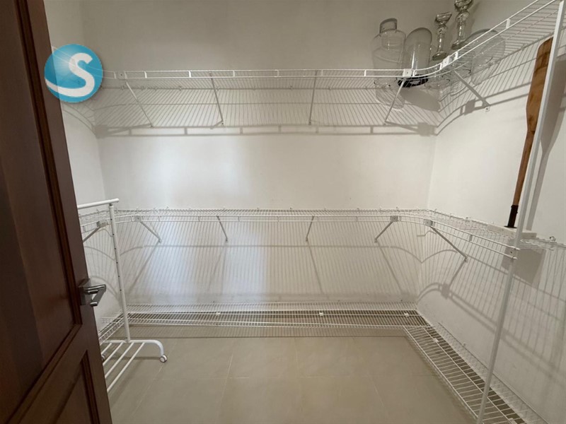 Apartamento en venta de 3 habitaciones en Los Cacicazgos en República Dominicana