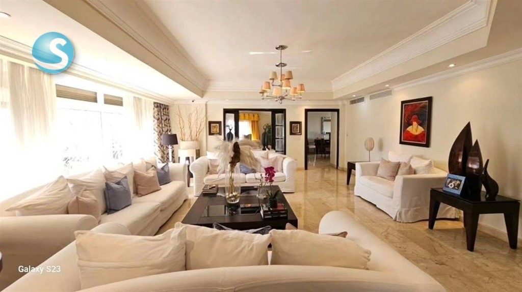 Apartamento amplio en venta en La Esperilla, 415 m² en República Dominicana