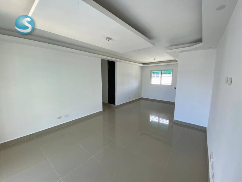Apartamento en venta cerca de Autopista San Isidro