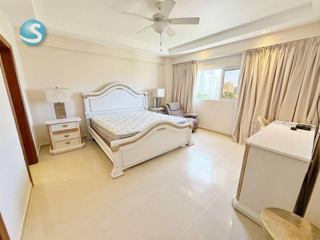 Apartamento en venta de 203m² en Los Cacicazgos en República Dominicana