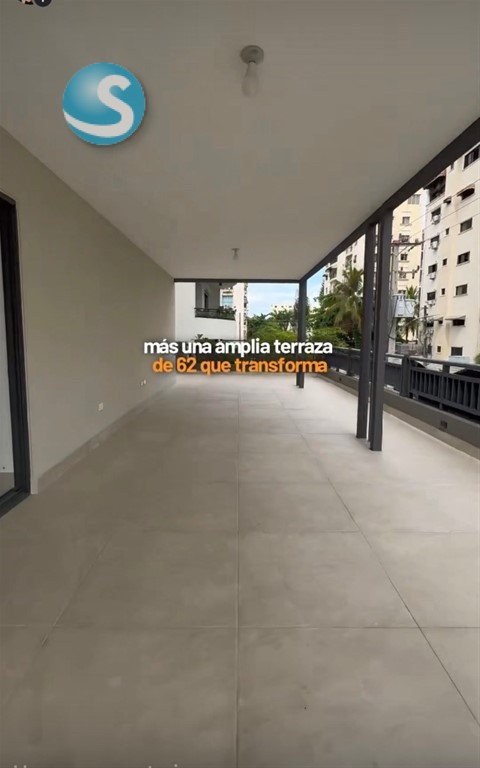 Apartamento en Venta con Terraza en Ensanche Paraíso