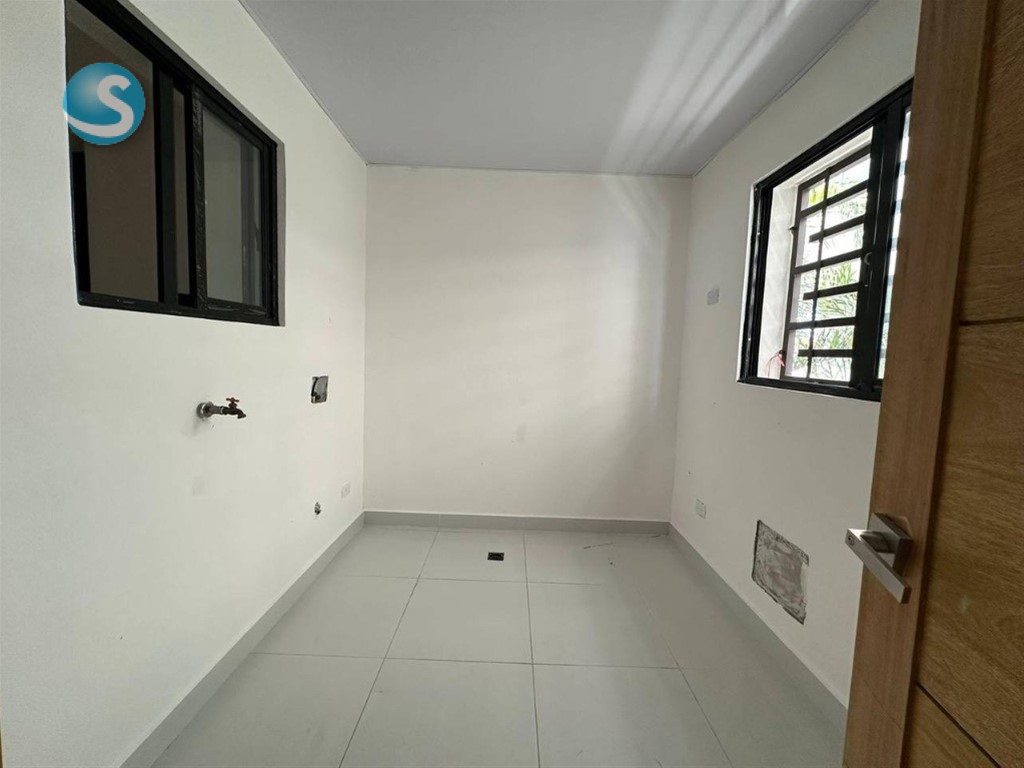 Apartamento en primer piso con patio en Corales del Sur en República Dominicana