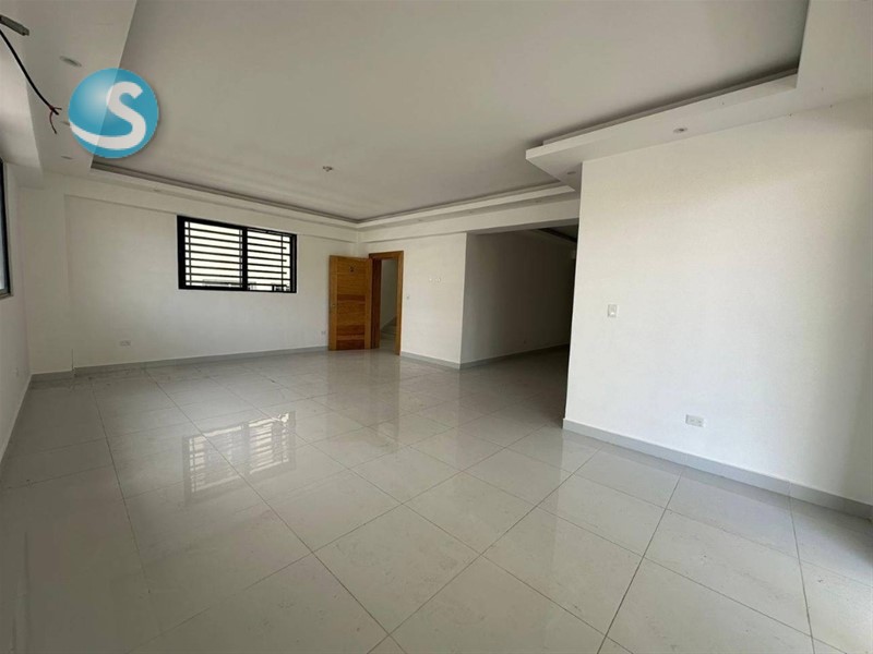 Apartamento en primer piso con patio en Corales del Sur en República Dominicana