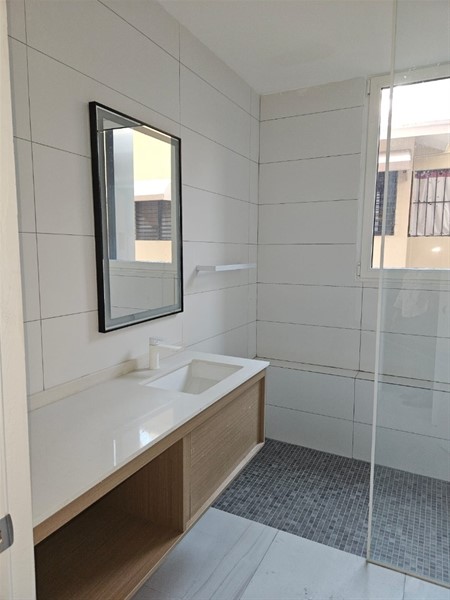 Apartamento en venta en Evaristo Morales en República Dominicana