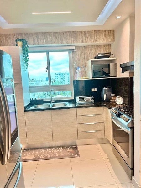 Apartamento Amueblado en Venta en Renacimiento Piso 8 en República Dominicana