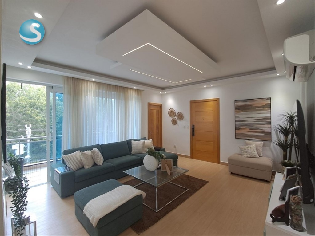 Apartamento en venta en El Condado, 154 m², balcón y parqueos
