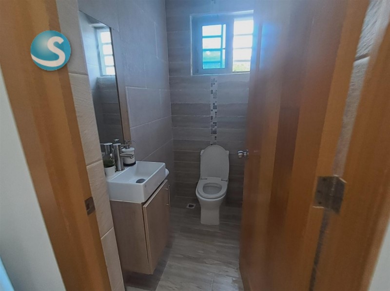 Apartamento en venta en El Condado, 154 m², balcón y parqueos en República Dominicana