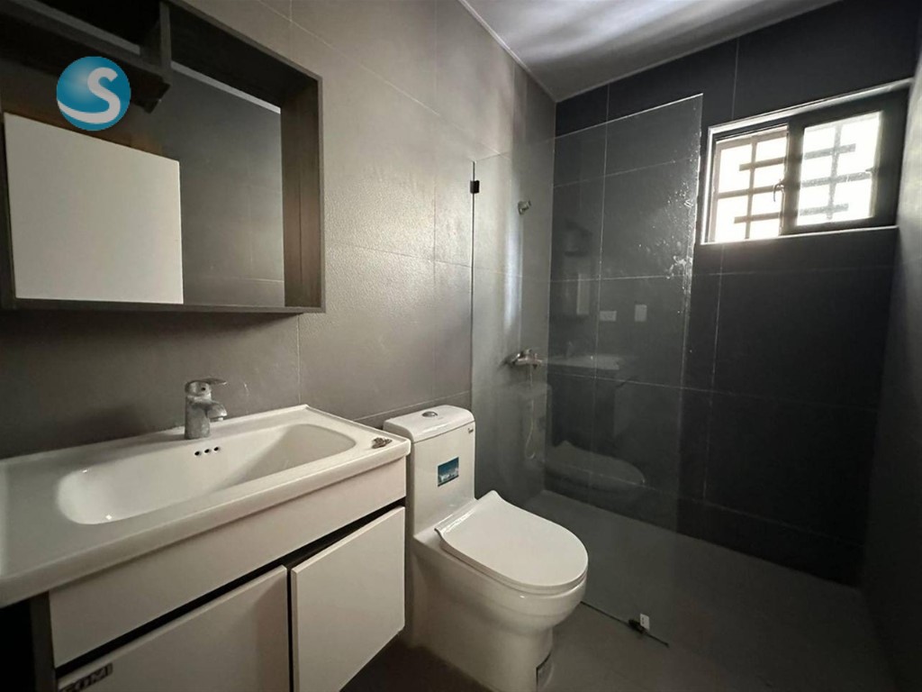 Apartamento en venta con terraza y jacuzzi en Corales del Sur en República Dominicana