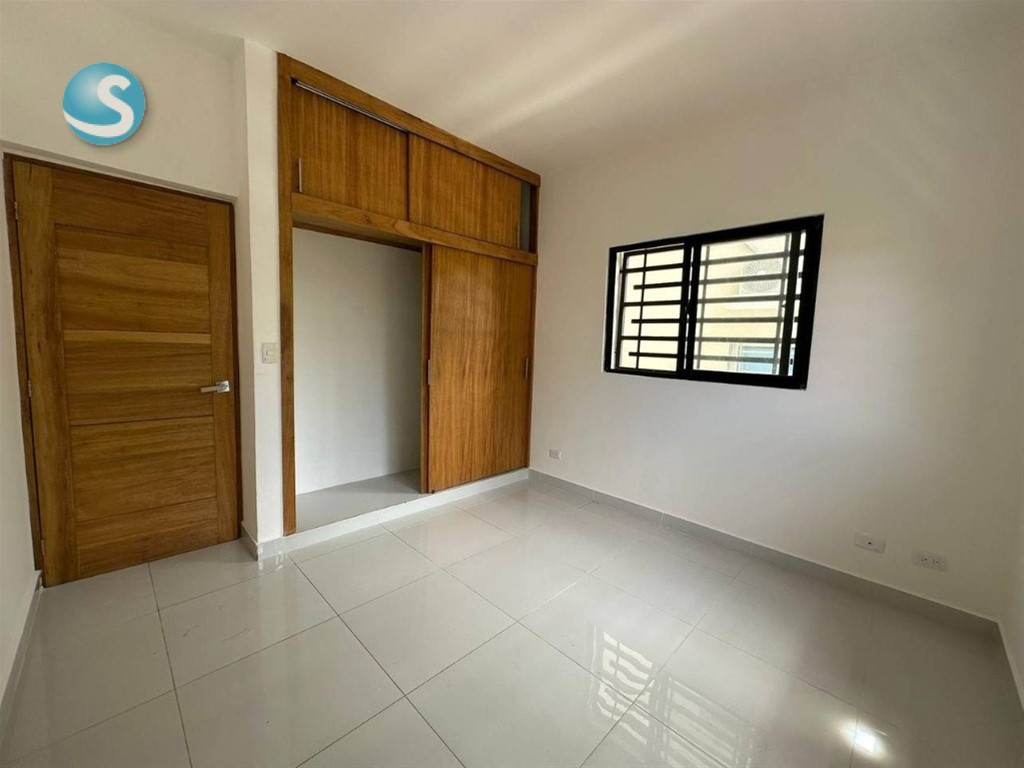 Apartamento en venta con terraza y jacuzzi en Corales del Sur en República Dominicana