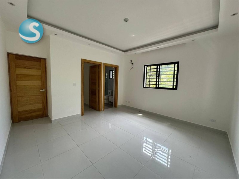 Apartamento en venta con terraza y jacuzzi en Corales del Sur en República Dominicana
